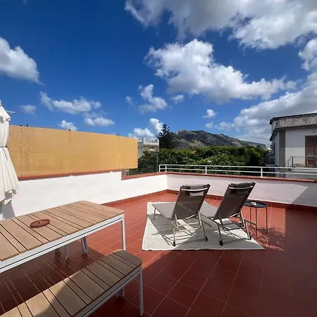 Apartman Casa Tremar - Flat With Roof In Mondello Palermo